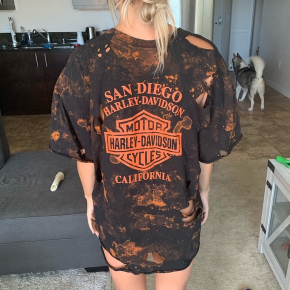 Harley-Davidson Tops - Distressed Harley Davidson T-shirt